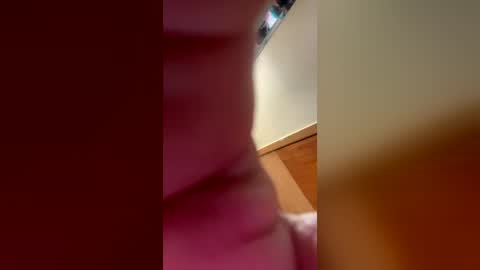 guamwolf671 online show from 07/05/26, 03:45