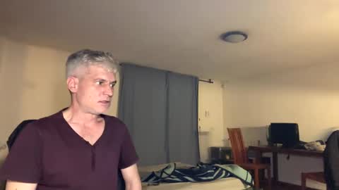 guardiannif_ online show from 02/25/25, 09:13