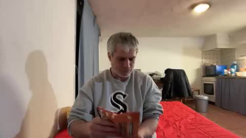 guardiannif_ online show from 01/13/26, 09:09