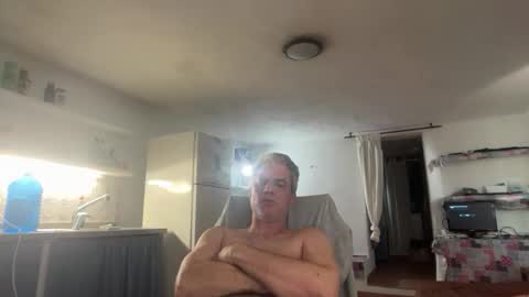 guardiannif_ online show from 02/01/26, 03:54