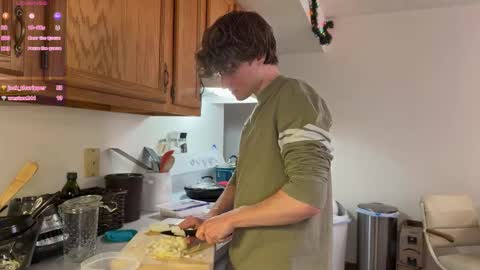 gucciboi4 online show from 02/01/26, 05:00