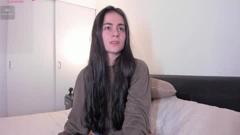 Elena online show from 01/07/25, 08:42