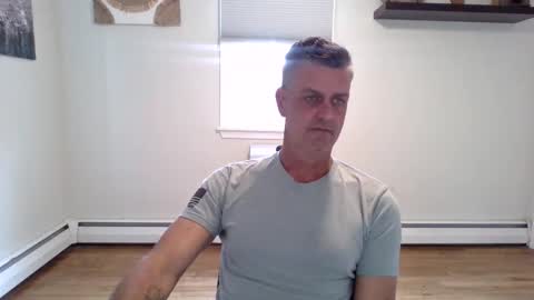 Snapshot of gudguy2025 chatting on 11/03/25, 03:02 gudguy2025 online show from 11/03/25, 03:02