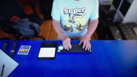 guesswhatigot2 online show from 11/12/25, 08:04