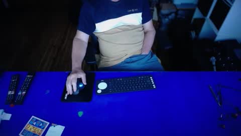 guesswhatigot2 online show from 02/07/26, 10:41