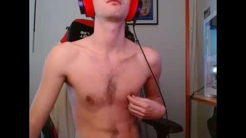 Young4Daddy online show from 04/21/26, 06:12