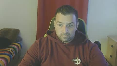 guillaume666286050 online show from 09/12/25, 11:26