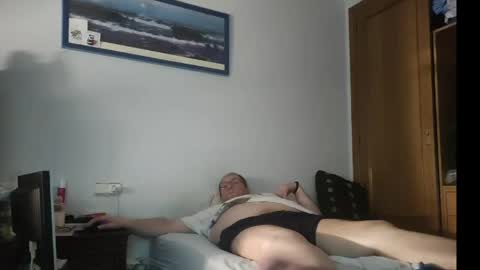 Snapshot of guillervlc chatting on 05/23/26, 04:22 guillervlc online show from 05/23/26, 04:22