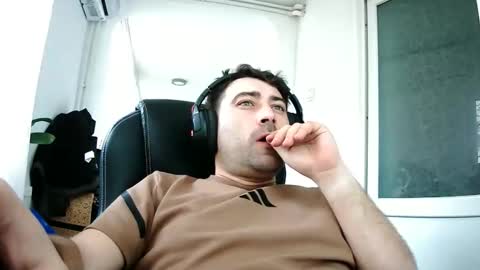 Snapshot of guliverreal chatting on 03/02/26, 09:16 guliverreal online show from 03/02/26, 09:16