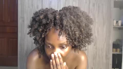 Miss Incredible online show from 01/28/25, 11:17