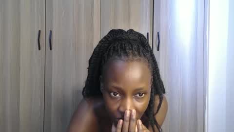 Miss Incredible online show from 10/17/25, 11:02