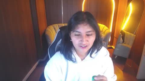 Snapshot of gumball_b chatting on 10/24/25, 03:25 gumball_b online show from 10/24/25, 03:25