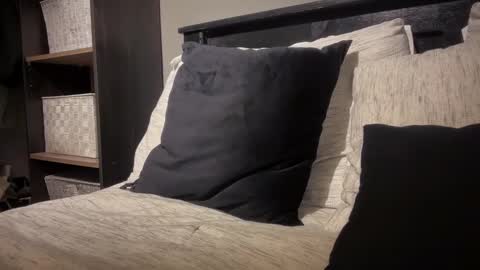 gumbywanna online show from 03/08/25, 08:14