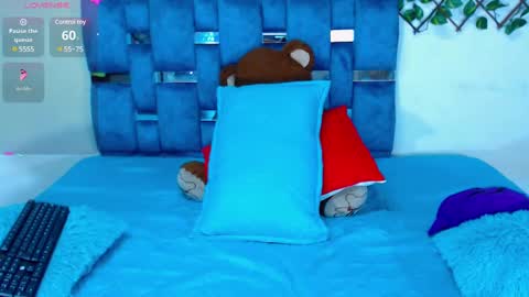 Hakim online show from 01/05/25, 02:52