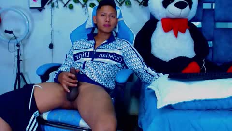 Hakim online show from 03/21/26, 04:43