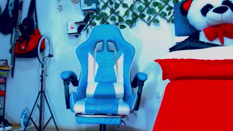 Hakim online show from 03/28/26, 02:16