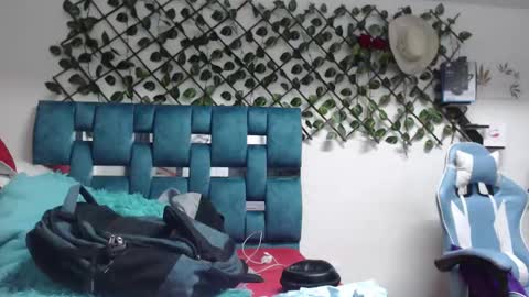 Hakim online show from 03/31/26, 12:27