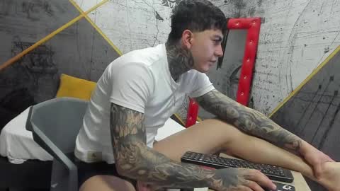 Snapshot of gury_tattoo chatting on 04/15/26, 07:58 Gury online show from 04/15/26, 07:58