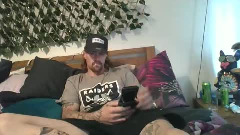 Jamie online show from 10/28/25, 02:37