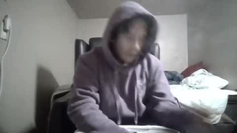 Snapshot of gustavo0110 chatting on 12/30/24, 05:15 GusGus online show from 12/30/24, 05:15