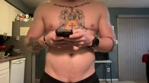 Snapshot of guyduder chatting on 12/21/24, 02:19 guyduder online show from 12/21/24, 02:19