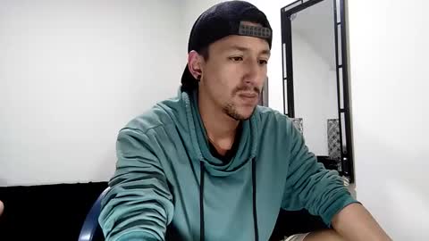 karim online show from 12/23/24, 08:33