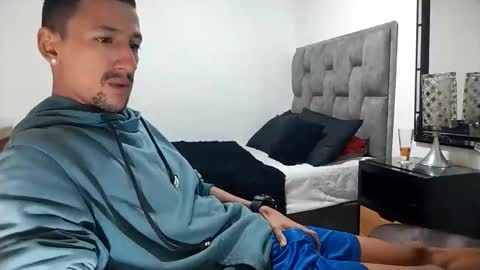 Snapshot of guykarim chatting on 03/09/25, 10:41 karim online show from 03/09/25, 10:41