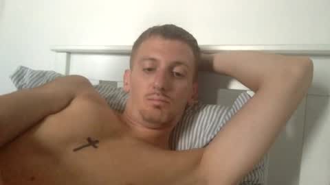 Snapshot of guynextdoor413389 chatting on 07/18/26, 05:28 guynextdoor413389 online show from 07/18/26, 05:28