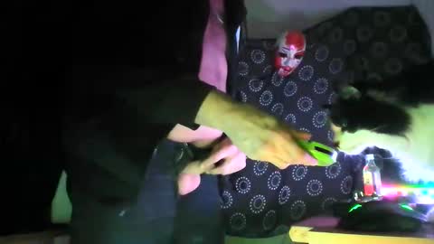 guyst049 online show from 11/23/25, 11:15