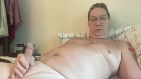 gwashere4u online show from 10/15/25, 02:17