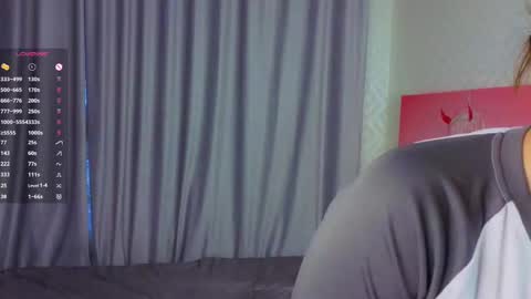 Lisa online show from 10/05/25, 01:04