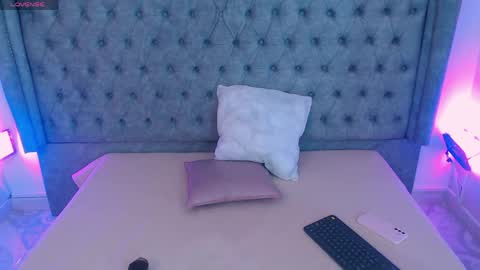 Gyal Smith online show from 04/13/26, 03:34