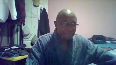 gyesaw1970 online show from 11/30/25, 07:12