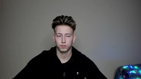 Snapshot of gym_alpha chatting on 12/13/24, 06:59 Oliver online show from 12/13/24, 06:59