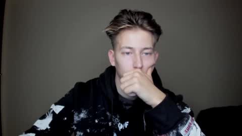 Snapshot of gym_alpha chatting on 01/09/25, 08:44 Oliver online show from 01/09/25, 08:44