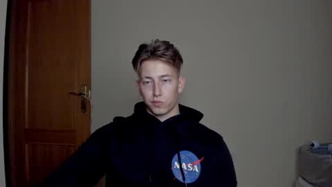 Snapshot of gym_alpha chatting on 02/04/25, 08:49 Oliver online show from 02/04/25, 08:49