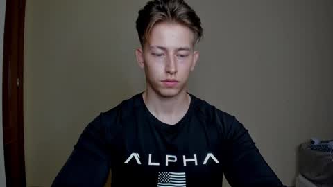 Snapshot of gym_alpha chatting on 02/04/25, 11:59 Oliver online show from 02/04/25, 11:59