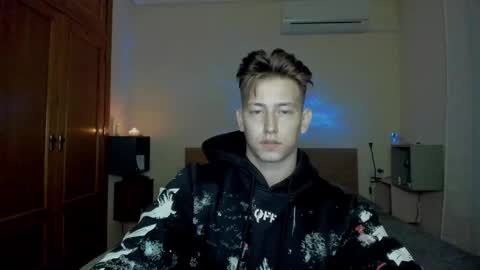 Snapshot of gym_alpha chatting on 03/09/25, 11:03 Oliver online show from 03/09/25, 11:03