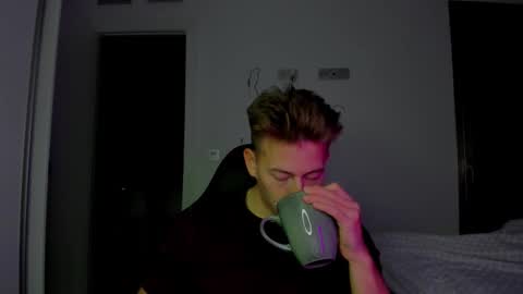 Oliver online show from 02/14/26, 09:33