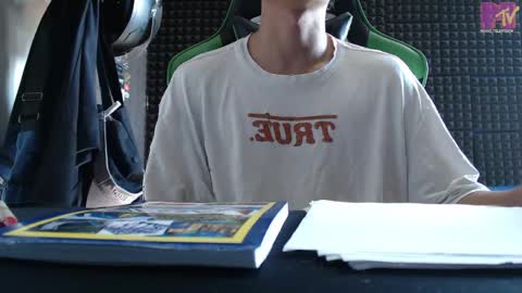 Gymbro42 online show from 05/04/26, 01:40