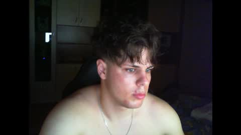 gymguy0505 online show from 12/20/25, 10:28