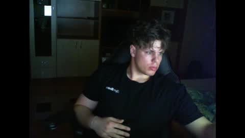 gymguy0505 online show from 02/14/26, 11:23