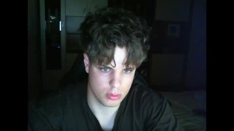 gymguy0505 online show from 04/16/26, 09:39