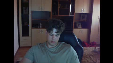 gymguy0505 online show from 05/27/26, 08:00