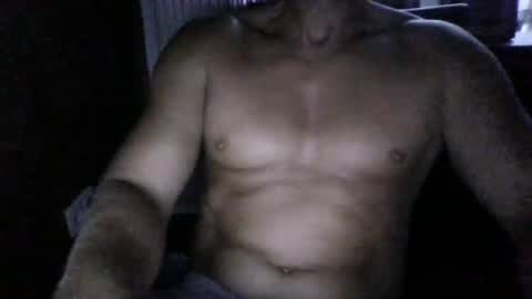 Snapshot of gymxxx_ chatting on 07/17/26, 05:03 gymxxx_ online show from 07/17/26, 05:03