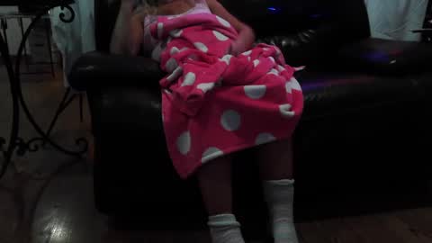 Snapshot of gypsybellathehotwife chatting on 01/13/25, 06:16 GypsyBella online show from 01/13/25, 06:16