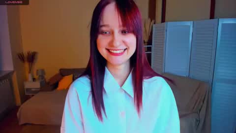 Kelly  Lilly online show from 03/22/26, 07:50