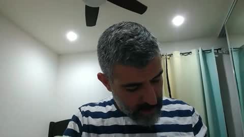 Snapshot of h0nest84 chatting on 12/09/24, 04:12 h0nest84 online show from 12/09/24, 04:12