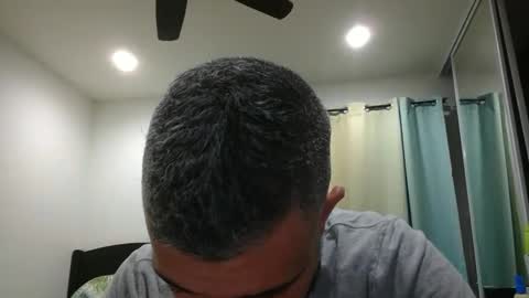 Snapshot of h0nest84 chatting on 12/23/24, 06:55 h0nest84 online show from 12/23/24, 06:55