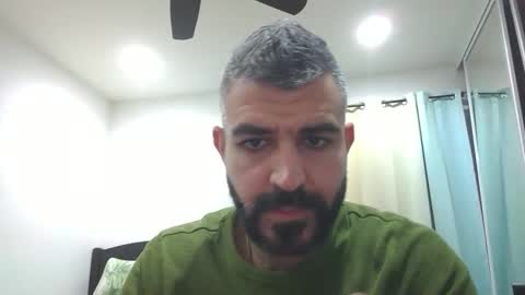 Snapshot of h0nest84 chatting on 12/26/24, 04:43 h0nest84 online show from 12/26/24, 04:43